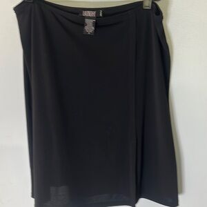 Laundry Basic Black Skirt by Shelli Segel with a slit on the side. Size 8